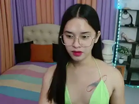 SeductiveAppleTS online show from November 28, 5:24 pm