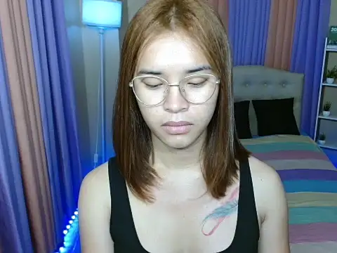 SeductiveAppleTS online show from March 11, 8:58 pm