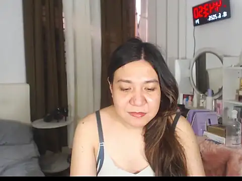 Snapshot of stellahugeX chatting on June 18, 8:46 am stellahugeX online show from June 18, 8:46 am