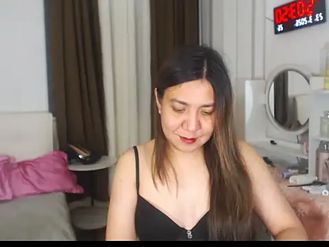 stellahugeX online show from March 22, 9:05 pm