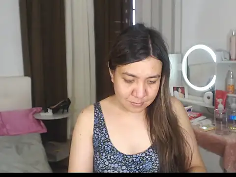 stellahugeX online show from February 28, 5:40 am