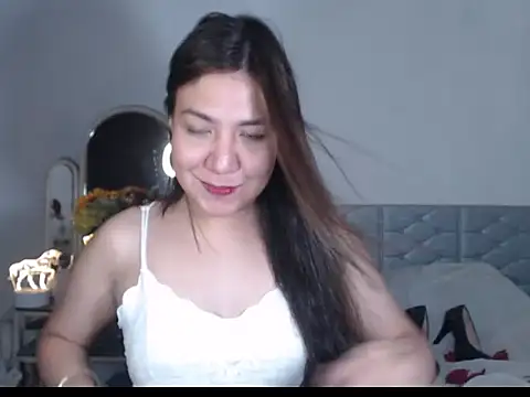 Snapshot of stellahugeX chatting on October 11, 3:57 pm stellahugeX online show from October 11, 3:57 pm