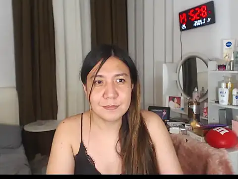 Snapshot of stellahugeX chatting on July 4, 12:53 pm stellahugeX online show from July 4, 12:53 pm