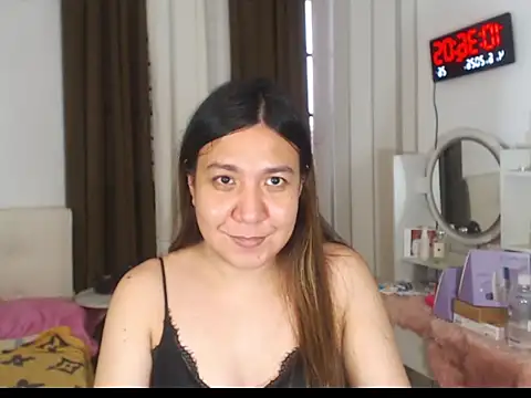 Snapshot of stellahugeX chatting on June 4, 2:38 am stellahugeX online show from June 4, 2:38 am