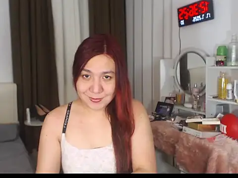 Snapshot of stellahugeX chatting on July 16, 4:37 pm stellahugeX online show from July 16, 4:37 pm