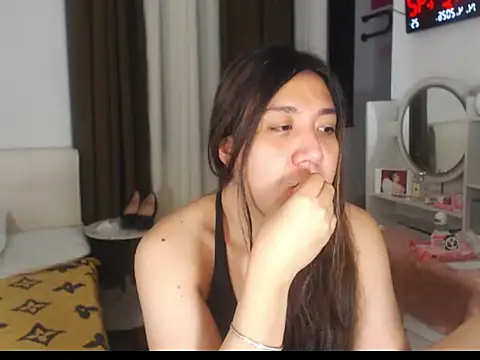 stellahugeX online show from April 13, 8:24 pm