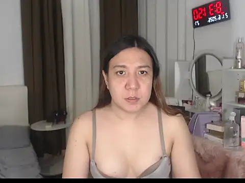 Snapshot of stellahugeX chatting on June 21, 12:33 pm stellahugeX online show from June 21, 12:33 pm