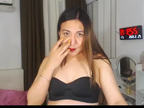 stellahugeX online show from March 24, 6:30 pm