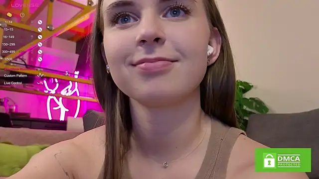 Snapshot of FlexiPixie chatting on November 12, 5:33 am FlexiPixie online show from November 12, 5:33 am