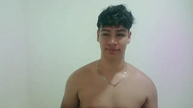 Snapshot of zeus_181 chatting on June 5, 2:49 am zeus 181 online show from June 5, 2:49 am