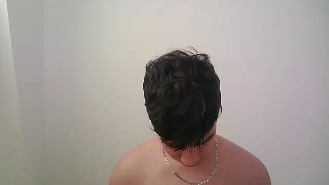 Snapshot of zeus_181 chatting on December 14, 1:17 pm zeus 181 online show from December 14, 1:17 pm