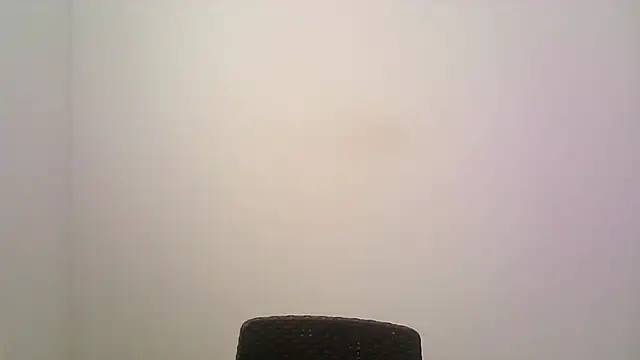 Snapshot of zeus_181 chatting on October 30, 1:42 pm zeus 181 online show from October 30, 1:42 pm