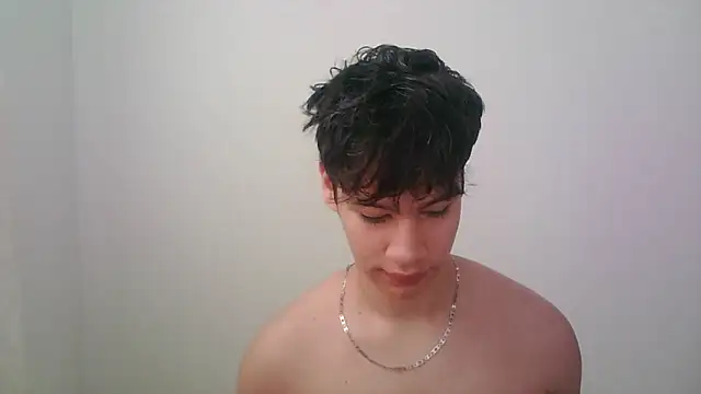 Snapshot of zeus_181 chatting on November 7, 12:53 pm zeus 181 online show from November 7, 12:53 pm