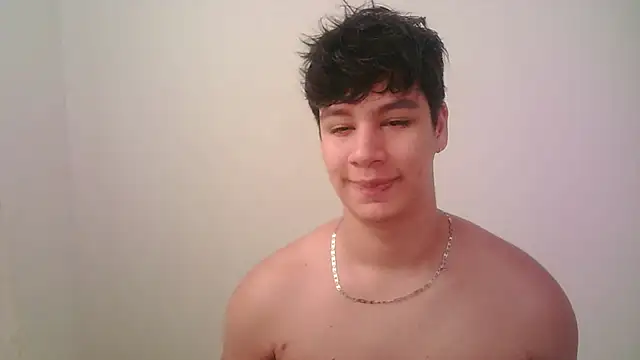 Snapshot of zeus_181 chatting on July 2, 7:31 pm zeus 181 online show from July 2, 7:31 pm