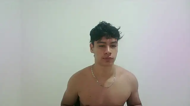 Snapshot of zeus_181 chatting on October 16, 3:37 am zeus 181 online show from October 16, 3:37 am