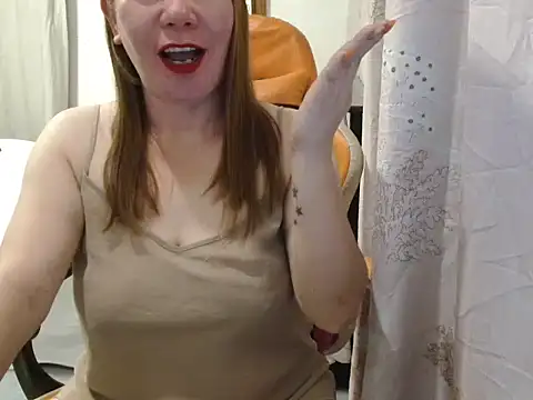Snapshot of VerySexyCeline chatting on June 21, 6:57 pm VerySexyCeline online show from June 21, 6:57 pm