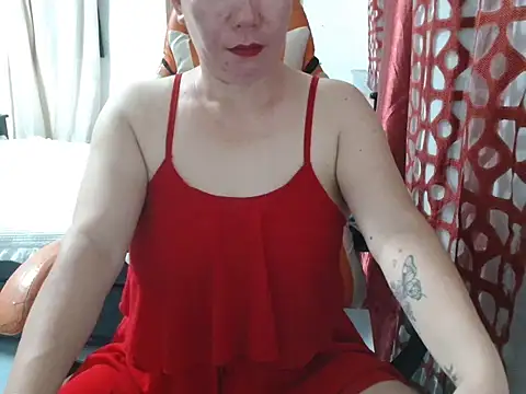 Snapshot of VerySexyCeline chatting on October 14, 12:28 pm VerySexyCeline online show from October 14, 12:28 pm