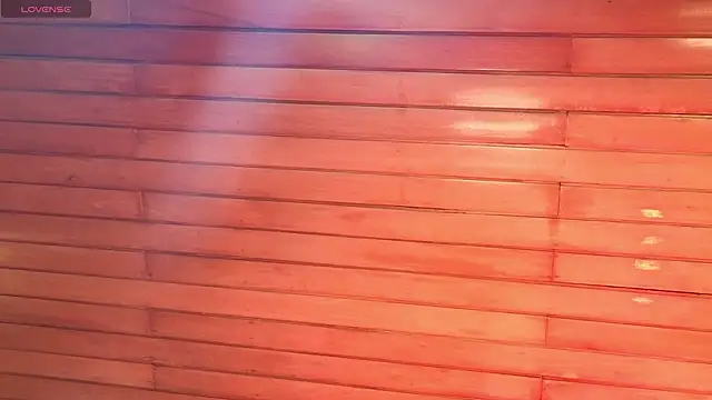 ashly jones  online show from February 14, 5:29 am