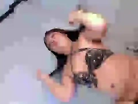 Dwarffuckingfinaxx online show from October 28, 4:57 am