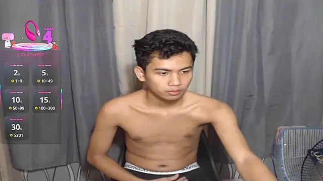 Demure Asian143 online show from December 18, 8:01 pm