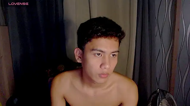 Demure Asian143 online show from February 6, 8:43 am