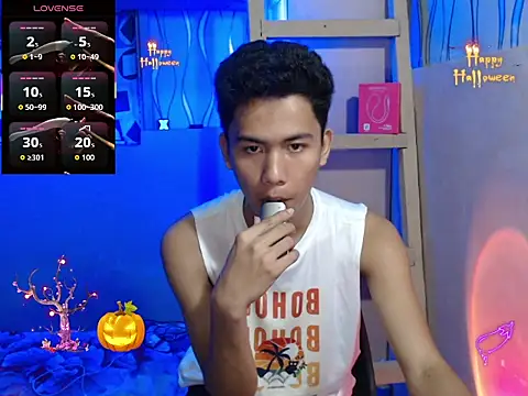 Demure Asian143 online show from November 3, 10:52 am