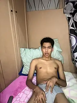 Demure Asian143 online show from September 24, 11:06 am