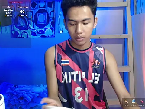 Demure Asian143 online show from November 5, 8:01 pm