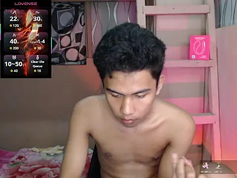 Demure Asian143 online show from November 7, 10:20 am