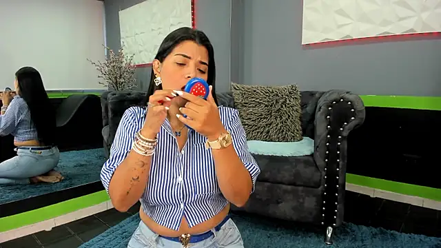 Snapshot of SailonTeen chatting on November 15, 3:05 pm SailonTeen online show from November 15, 3:05 pm