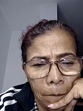 Snapshot of Merybeks chatting on May 14, 10:01 am Merybeks online show from May 14, 10:01 am