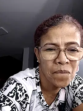 Snapshot of Merybeks chatting on May 15, 10:13 am Merybeks online show from May 15, 10:13 am