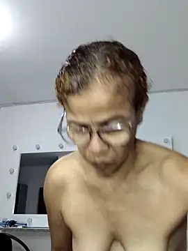 Merybeks online show from February 8, 10:57 am