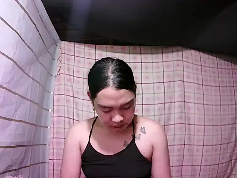 Snapshot of asian_janella chatting on February 24, 7:04 pm asian janella online show from February 24, 7:04 pm