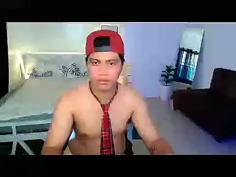 Snapshot of Lowel_Smith chatting on February 27, 11:26 pm Lowel Smith online show from February 27, 11:26 pm