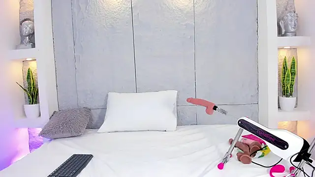 LovelyEyesx online show from March 13, 5:07 pm