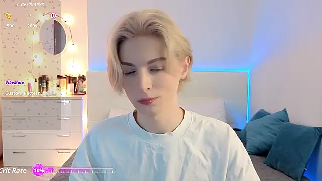 fiachand online show from March 26, 7:50 am