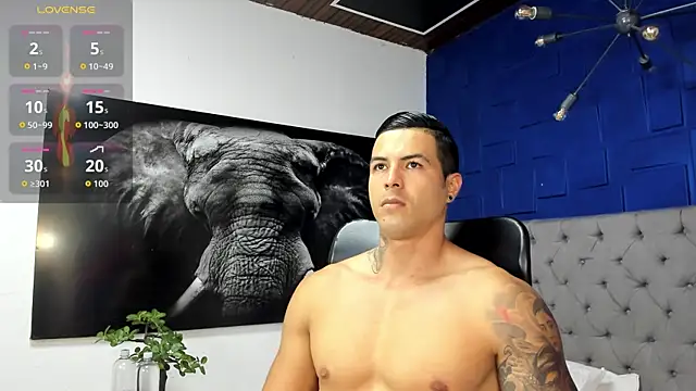 andres-clark92 online show from April 6, 4:30 pm