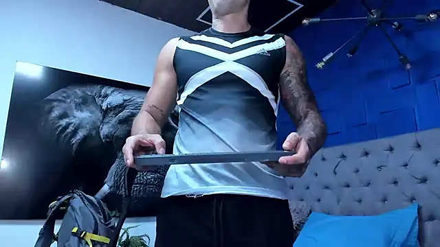 andres-clark92 online show from February 12, 3:56 pm