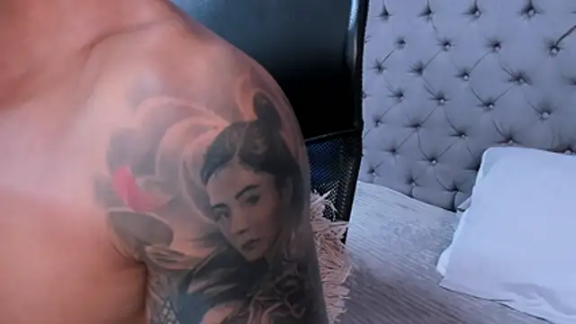 andres-clark92 online show from November 21, 6:07 pm