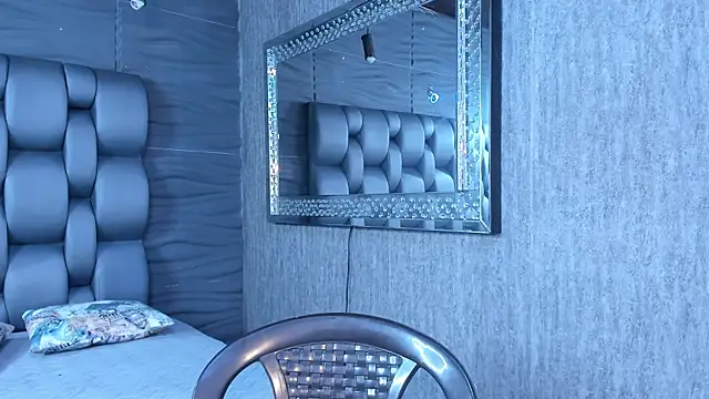 andres-clark92 online show from January 8, 4:46 pm