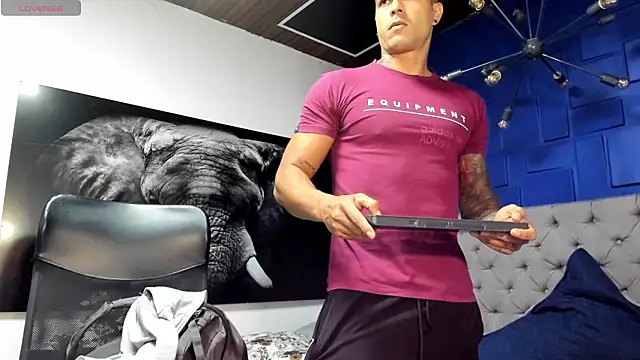 andres-clark92 online show from March 22, 1:12 pm