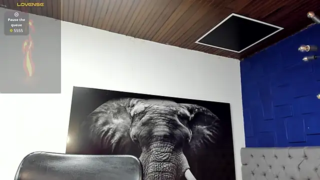 andres-clark92 online show from April 8, 5:47 pm