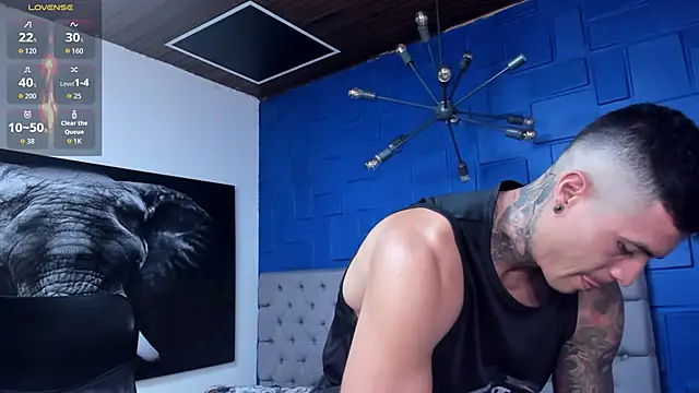 andres-clark92 online show from March 18, 5:36 pm