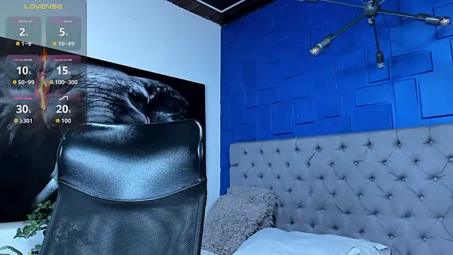 andres-clark92 online show from February 24, 4:19 pm