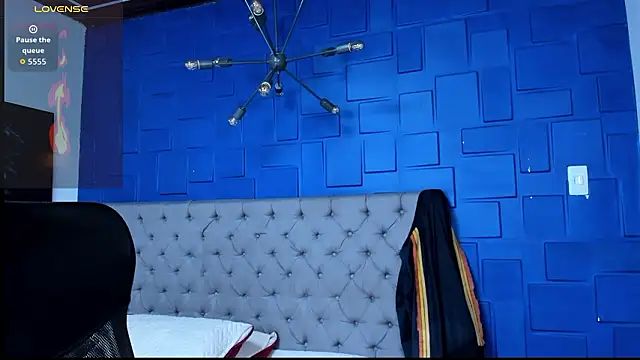 andres-clark92 online show from March 12, 4:33 pm