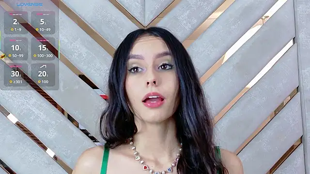 Sarah-Grace online show from February 11, 1:05 am