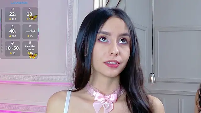 Sarah-Grace online show from February 12, 1:16 am
