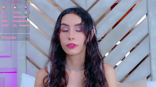 Sarah-Grace online show from November 15, 2:37 am