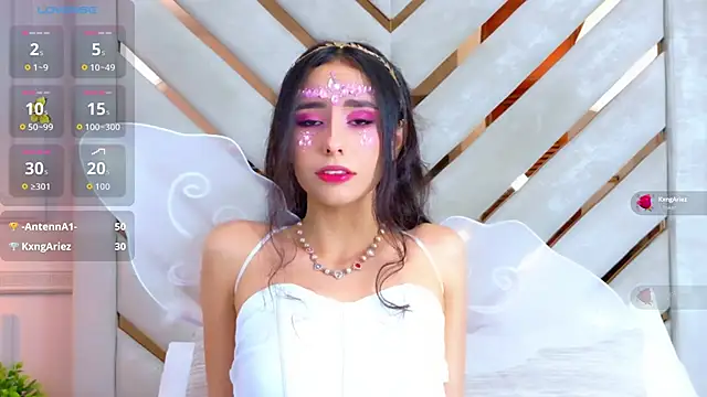 Sarah-Grace online show from October 31, 2:52 am